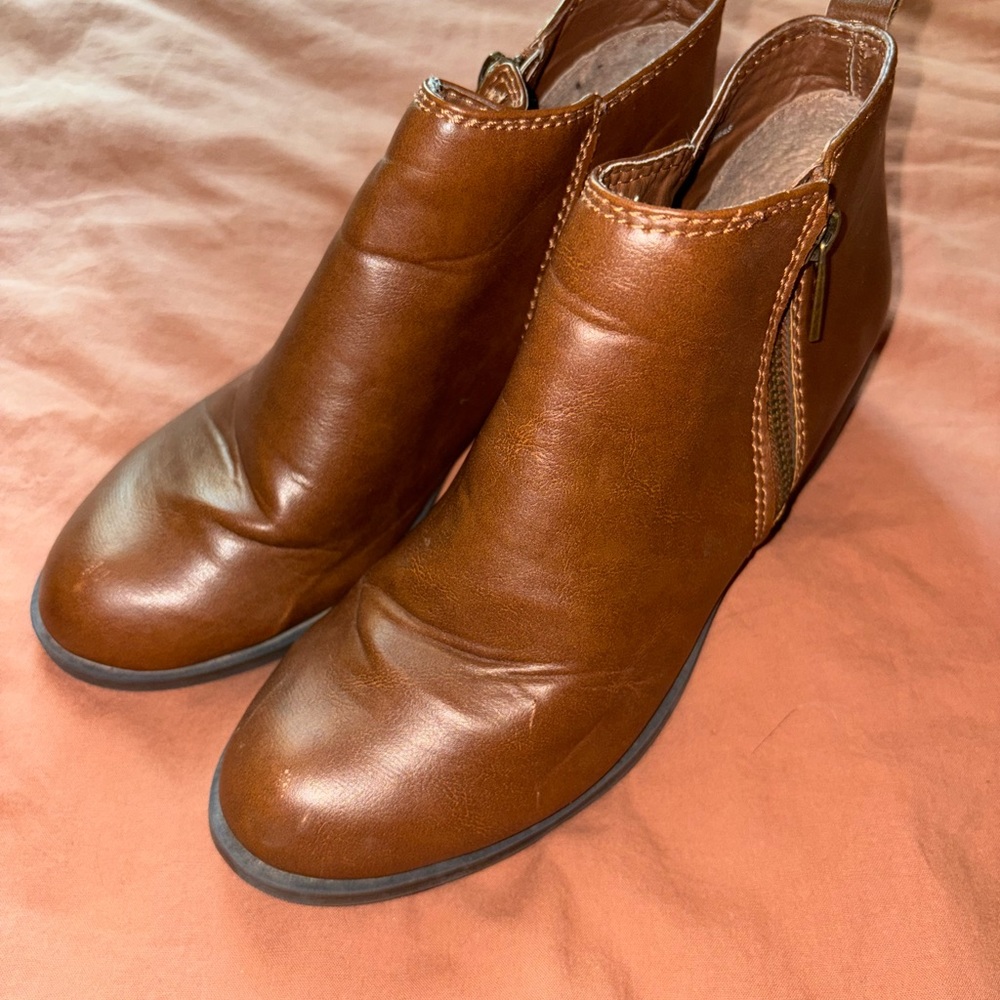 Brown Leather Style Ankle Boots